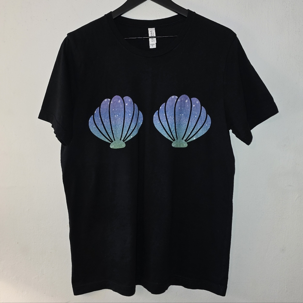 Black T-Shirt Mermaid Shells